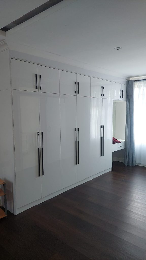 Transitional Style House Architectural Design: Experience thoughtful design from concept to reality. #DesignByDSD Interior Design By DSD Architectural Design by DSD, Residential Design, Home Design Nairobi, Kenya, Africa